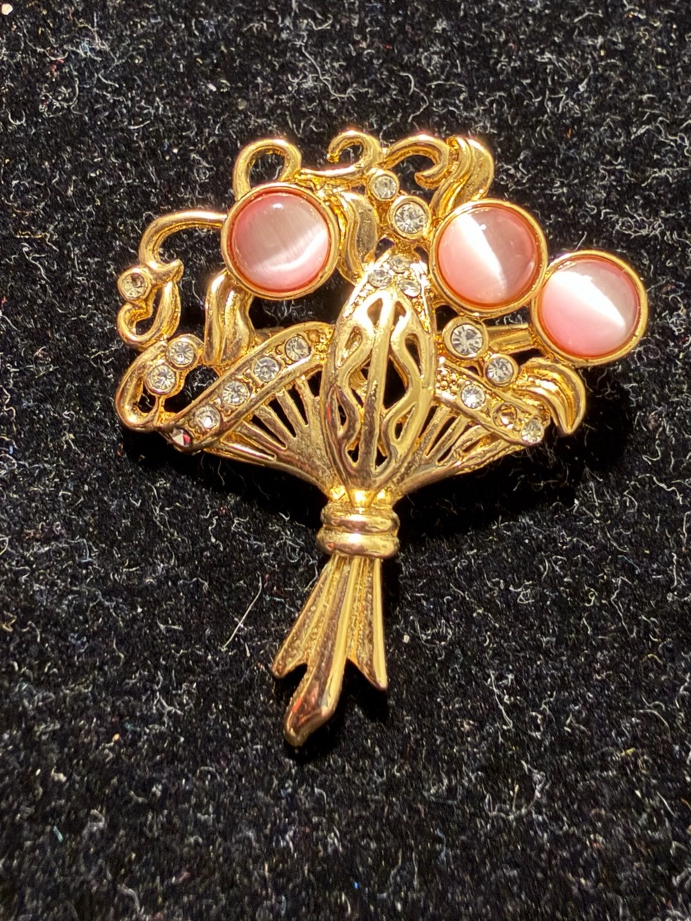 Vintage Pink Cat Eye Glass Rhinestone Flower Bouquet Gold Tone Brooch Pin